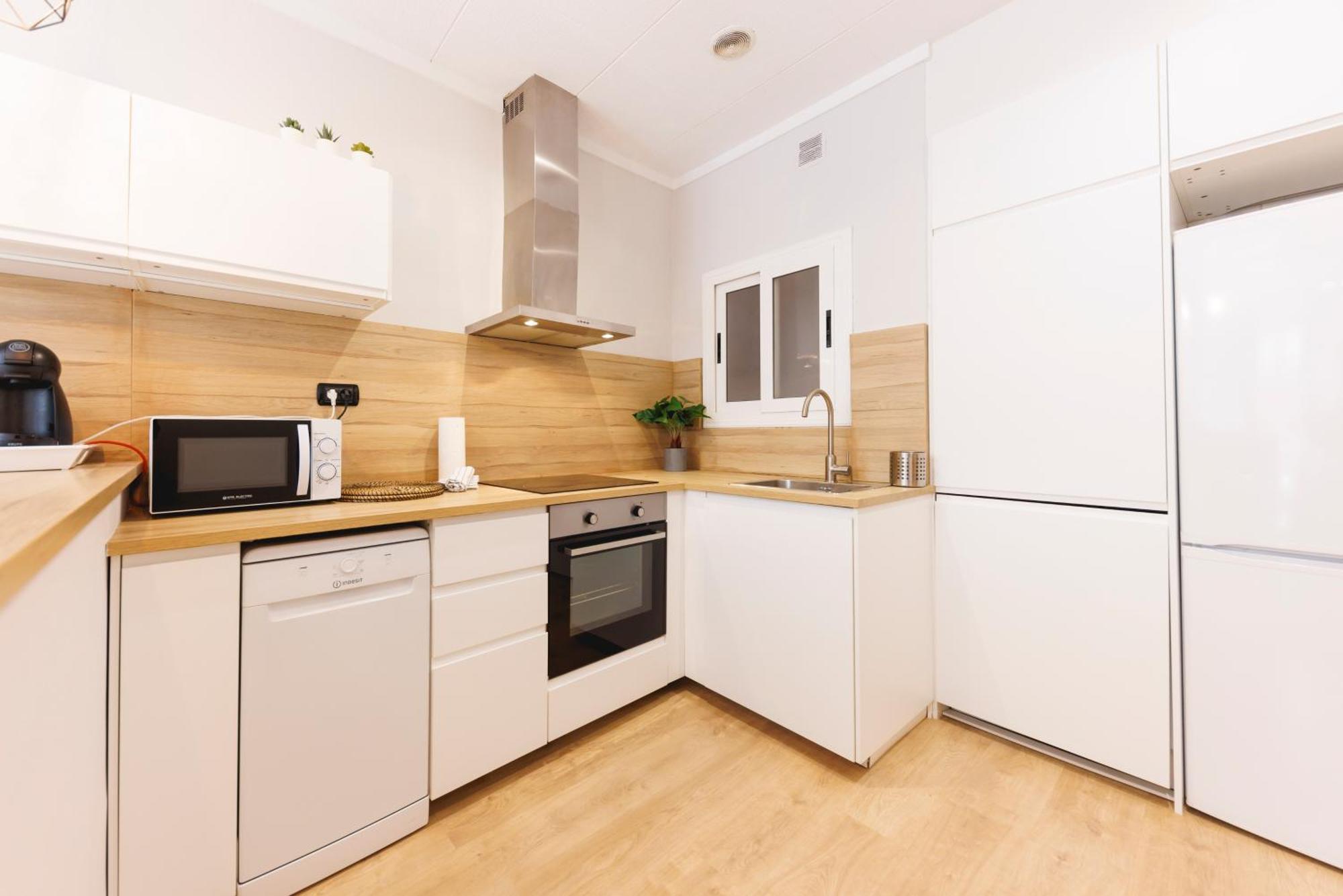 ז'ירונה Bravissimo Apartaments Mora 4 מראה חיצוני תמונה